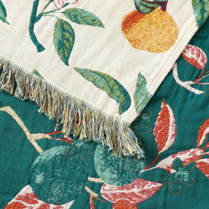 Lemon Print Cotton Gauze Tassel Reversible Quilt