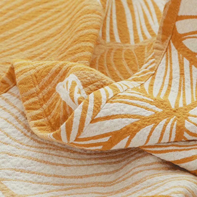 Plantain Leaf Three Layers Breathable Quilt