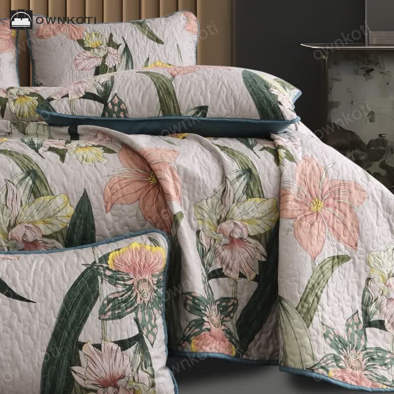 Rural Blooming Lily Quilted Bedding Set